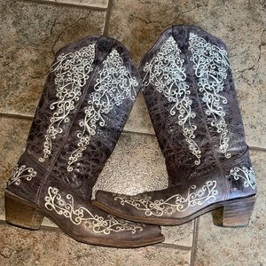 CORRAL BROWN CRATER WITH BONE EMBROIDERY COWGIRL BOOTS - SNIP TOE